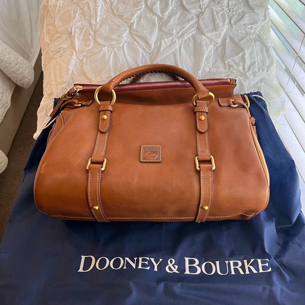 NWT Dooney & Bourke Florentine Satchel